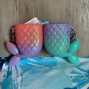 BFF magnetic mermaid tails pocketbac holder